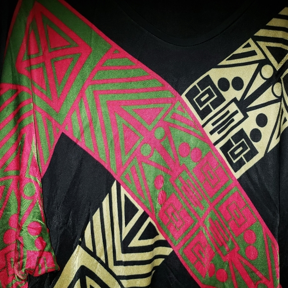 Tunic - Picture 4 of 4